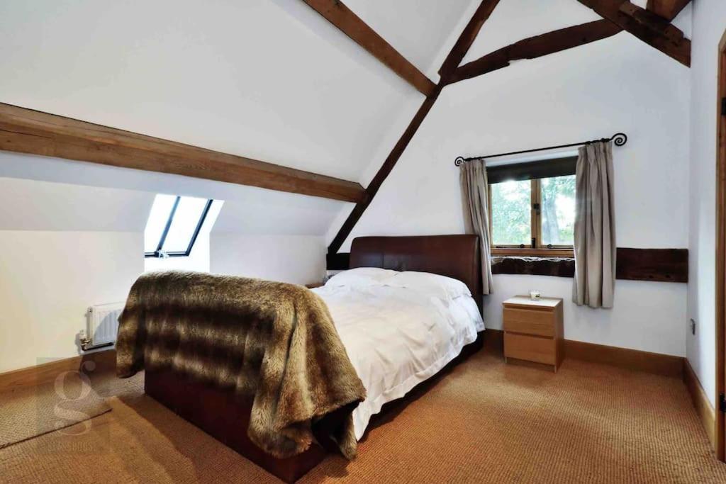 Charming Countryside Barn Conversion